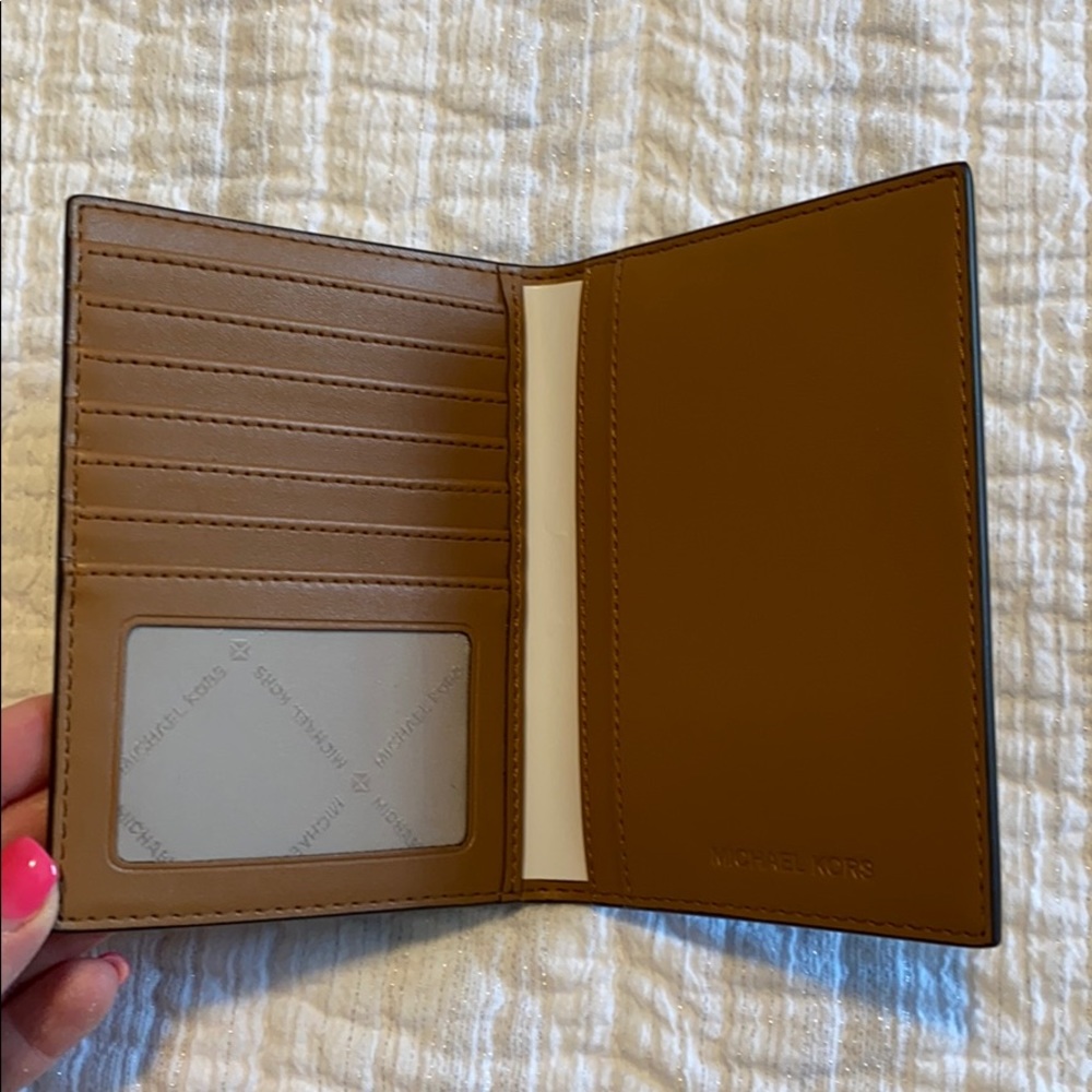 Wallet - Picture 3 of 3